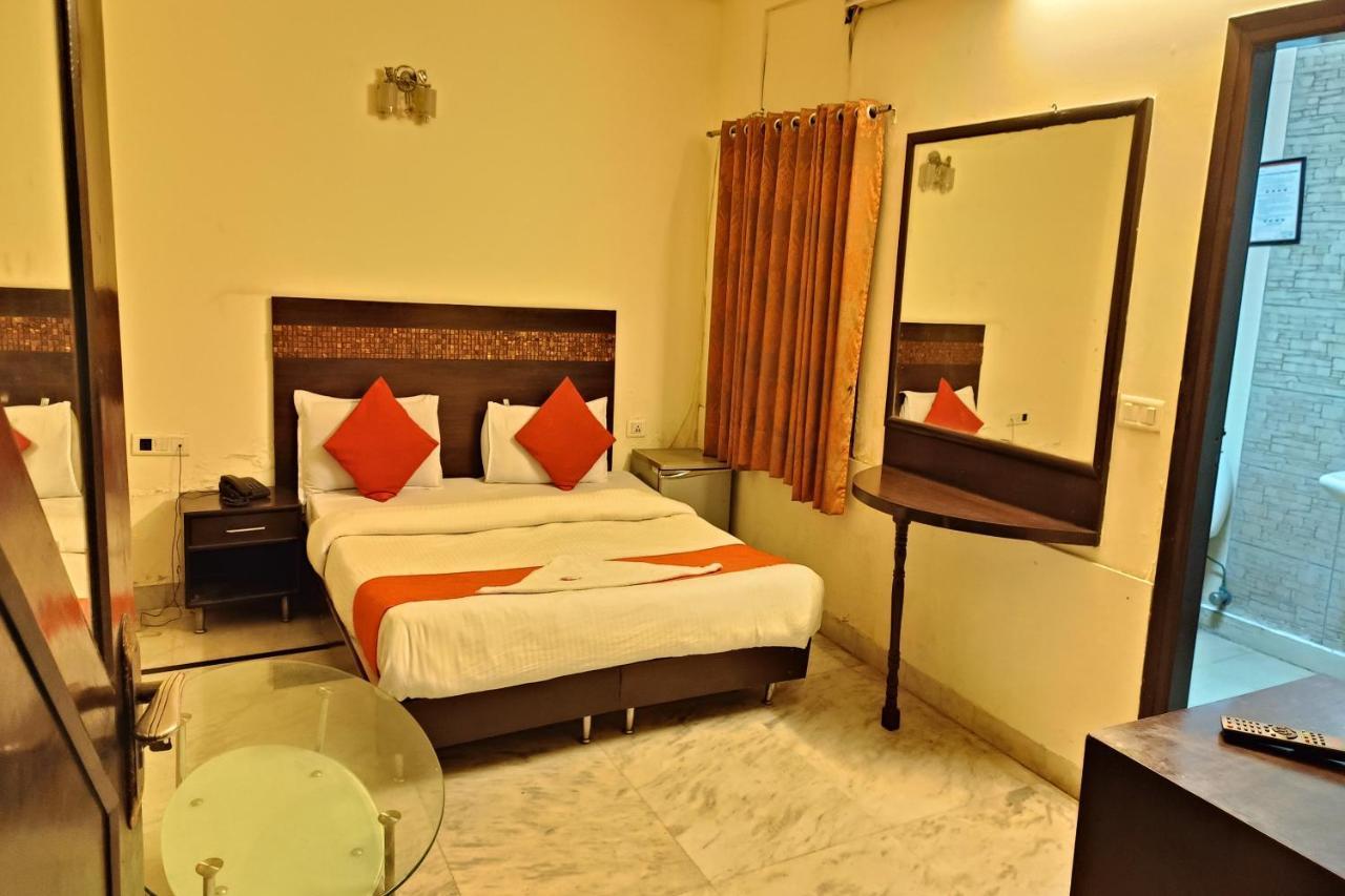 Hotel Mandakini Palace Delhi  Extérieur photo